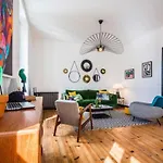 London Avenue Keyweek Center With Balcony And Parking * Biarriz
