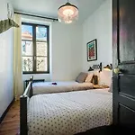 London Avenue Keyweek Center With Balcony And Parking * Biarriz