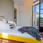 London Avenue Keyweek Center With Balcony And Parking *